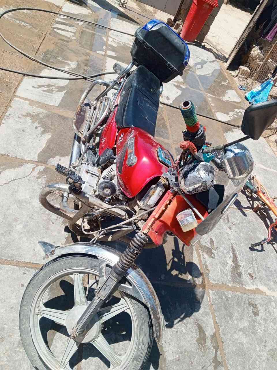 فيوم موديل 17وراق نطيك تراي وين ما تريد مكفوله سعر 750وبيه مجال ***********
