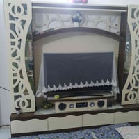 سبع قطع • جديد • معرض