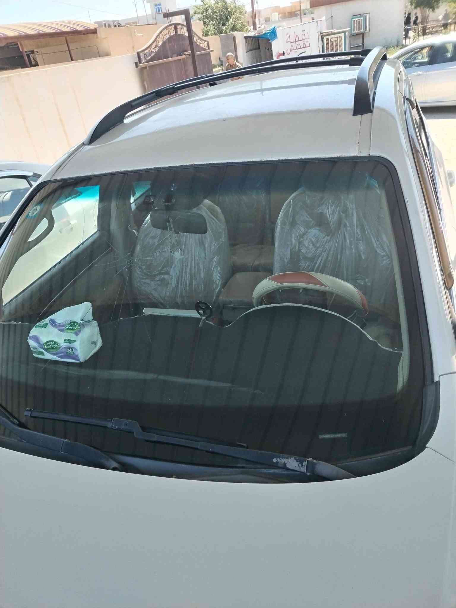 السلام عليكم هونداي فير كروز خليجي ٧ راكب ٦ سلندر ٣ قطع تبريد رقم بغداد موديل ٢٠٠٨ مراوس بسياره مكينه 2500او الفين ديالى الخالص ***********
