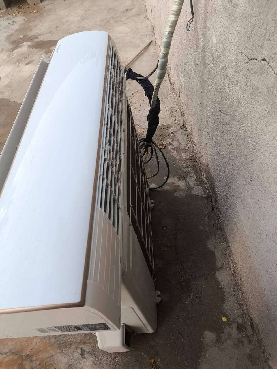 سبلت ميديا فول نظافه شرط الشغل والضمان شرط تجيب المصلح يفحص وتاخذه وضمانه شگد ما تريد السعر ٤٥٠للتواصل ***********
