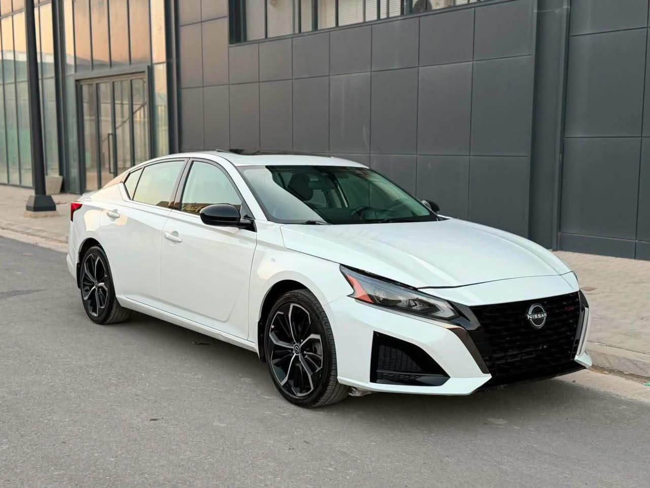 Nissan altima 2024 SR+
نرخ :167$مجال
ژم:*********** 
ئەڵتیما فول مواسەفات سڵاید برێک بصمە ،ئۆتۆ هۆڵد 
شاشە گۆڕاو،تحدید سرعە ،بەصمە،درگا بەصمە،ڕاداڕی لاکان و ناوچەی کوێر،شەغال، چەندین مواسەفستی تر سەیارەکە ٣ پارچەی بۆیاخە بێ ناوگرتن ، السليمانية, العراق

