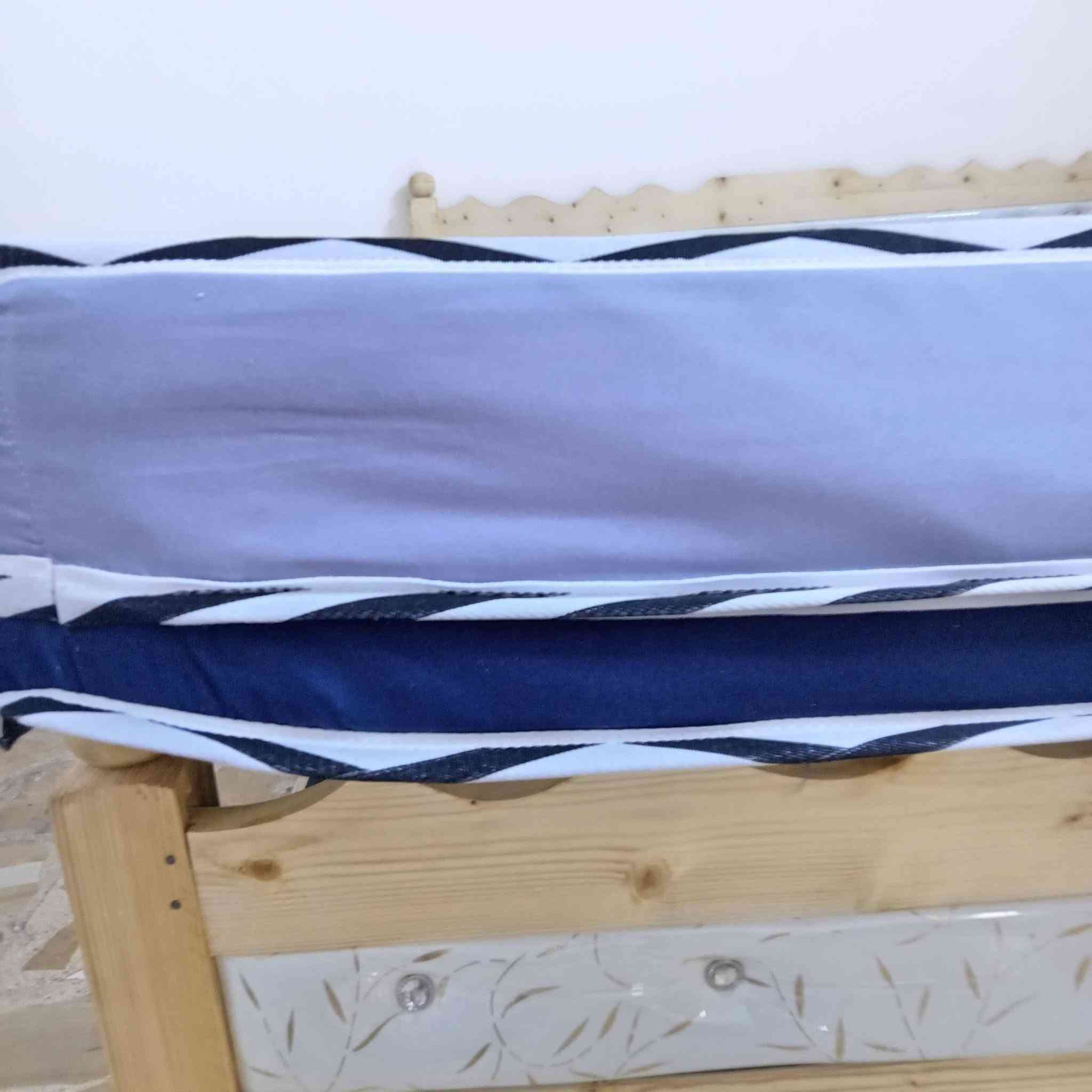 جربايه ودوشك جدد محد نايم عليهم وفرشة ومخاد ديباج هديه مكانهم الدوره *********** واتساب
