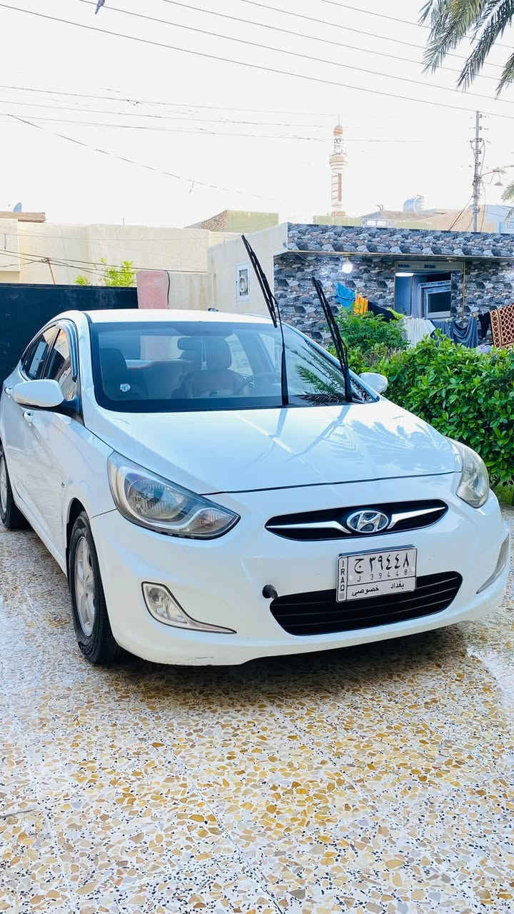 اكسنت ١١ مضلع خليجي محرك ١٦٠٠ دوش المرغوب
بدون ضرر ولاصبغ بيها رصعات ثنين خفيفة جدا
تحكم ستيرن اشاير بالمري 
بصمه تشغيل عن بعد اطفاء عن بعد 
نضام سكيورتي 
تغليف الابواب تغليف الارضيات جلد 
مع الصندوك سنوية ورالرقم الجديد السيارة بأسمي
كير ومحرك كفالة وتبريد خير من الله لسيارة نضيفة مثل مموضح بالصور السعر 95
وللاستفسال
***********
مكان السيارة الانبار الفلوجة
