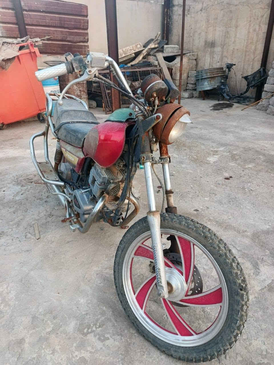 موطور للبيع فحم في فحم 
ادفع سعر عجبني ابيعك ***********
