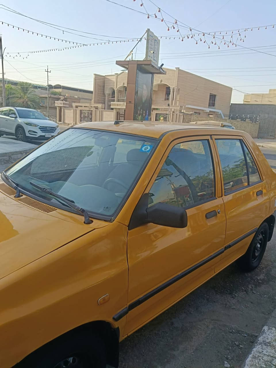 سايبه موديل 18 سنويه جديده السياره مابيها نقص مراوس ب سمند بيضه او بيع ب 33.      ***********
