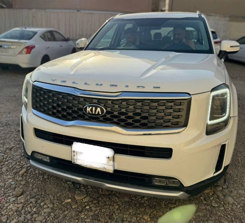 السلام عليكم
كيا تيلورايد خليجي 2020 للبيع
فئة LX 
3800gdi محرك
لون أبيض رقم بغداد
مقاعد جلد سبعة راكب
كاميرا خلفية وحساس
السيارة فيها ضرر
الجاملغ الامامي الآيمن مصبوع ومصلح آثر طخت ستوتة وكذلك الباب الأمامي الأيمن والجاملغ الخلفي الأيمن بسبب شخووط عميقة (وليس حادث تصادم ).
السعر مناسب  مكاني بغداد
للاستفسار على هذا الرقم ***********اتصال أو واتساب
