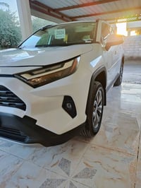راف4 XLE • هايبرد • ٢٠٢٤