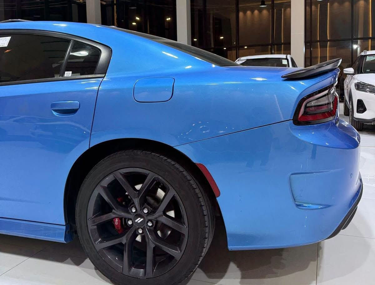 دودج جارجر GT 2019 وارد خليجي شركة هارلم
العداد 60 ألف ميل محرك V6 حجم 3.6 لتر
فقط بابين عكس السائق تعديل بارد السيارة جديدة وبدون أي نقص

🟪 السٕعـر : اكتب رقم (1) يوصلك مباشر 📩

صدر وتايرات كلها جديدة
فتحة سقف
تايرات قياس 315 تو سايز
مقود قيادة رياضي
مصابيح أمامية زينون
كشافات ضباب زينون
مصابيح أمامية LED
حساسات خلفية
شاشة كبيرة مع نظام ملاحة GPS
مقعد السائق كهربائي
تشغيل عن بعد
ستيرن كهربائي
محدد سرعة
تلفون وبلوتوث
كاميرا خلفية
مرايا متحسسة للإضاءة العالية
دخول ذكي بصمة
رقم أربيل جديد باسمي
مراوس فقط بكامري حديث
المكان بغداد وأربيل

الهاتف ***********
