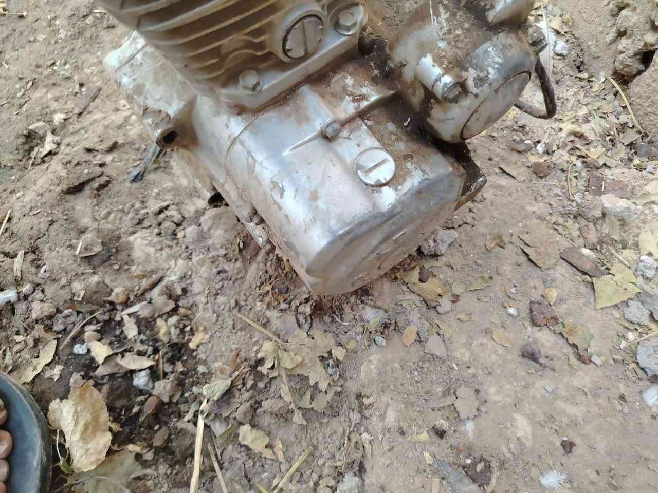 السلام عليكم محرك جمره للبيع موديل 23 كايم مكان حله شارع 80 )()))()(***********
