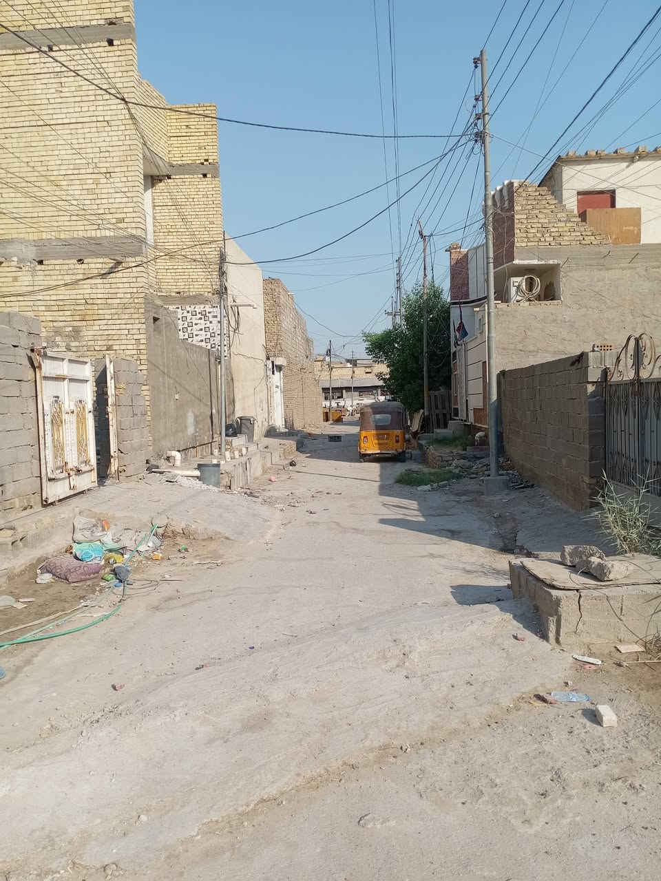 سلام عليكم عندي بيت بحي كوفه بصفحت حي زهراء يرهم قصد يرهم حاضر الاستفسار ***********
