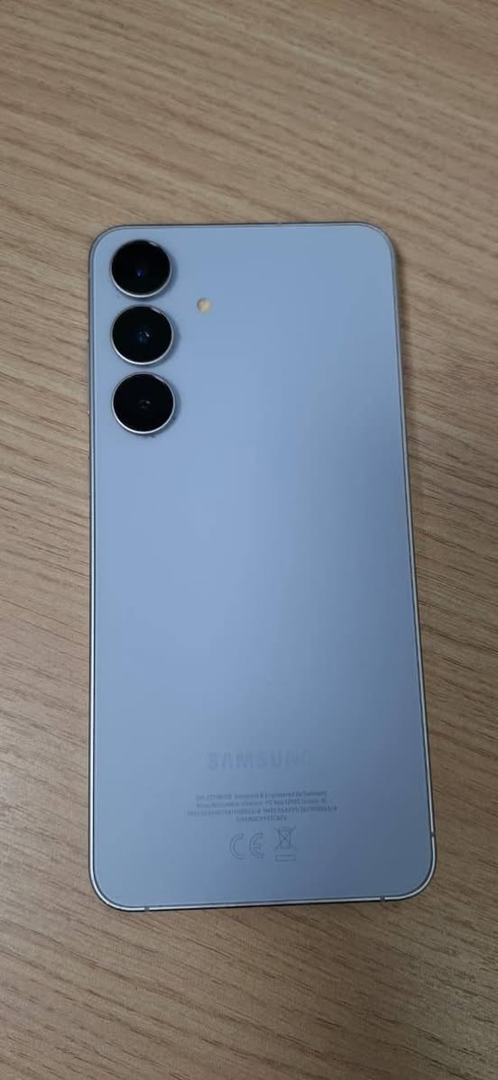 السلام عليكم
Samsung S25 Fe
الجهاز نظافته مثل ماموظح بالصور  ملحقاته كاملة باكيت وكيبل شحن مكاني بغداد  الدورة 
*********** 📞
السعر 625 وبي مجال بسيط.
