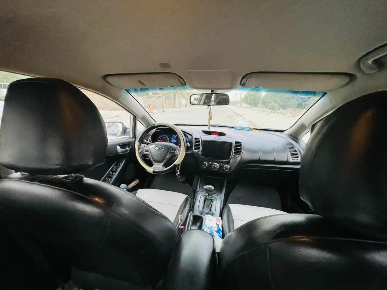 كيا سيراتو 2014
محرك 2000

🔹 الموديل: Kia Cerato 2014

🔹 المحرك: 2000 CC

🔹 خليجي 

🔹 صبغ جاملغ بدون تصليح، مع وجود جزء مصبوغ من الباب الخلفي.

🔹 السيارة للاستخدام الشخصي 

التواصل عبر الارقام *********** /***********
