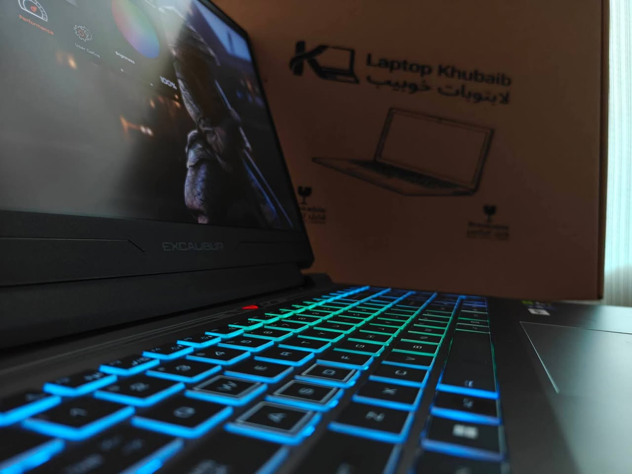 EXCALIBUR G870 لابتوب للألعاب والتصميم والأداء العالي 🔥
​💻 المواصفات:
​🧠 المعالج: Intel® Core™ i7-13620H (جيل ثالث عشر قوي جداً، يصل إلى 4.9 جيجاهرتز بـ 10 أنوية)

​🎮 كارت الشاشة: NVIDIA® GeForce RTX™ 5060 (8GB GDDR6) بقوة 115W TGP لأقصى أداء

​⚡ الرام: 32GB DDR5 5200MHz (سعة ضخمة وتردد حديث وسريع جداً)

​💾 التخزين: 1TB NVMe PCIe Gen4 SSD (مساحة واسعة وسرعة فائقة في نقل البيانات)

​🖥️ الشاشة: 15.6" Full HD خرافية – بتردد 165Hz سلاسة فائقة بالألعاب

​🛡️ الضمان: متوفر مع الجهاز

​✨ حالة الجهاز: الجهاز مستخدم نظيف جداً وبحالة ممتازة، خيار مثالي للألعاب القوية، التصميم الهندسي، والمونتاج الاحترافي (بەکارهاتووی خاوێن و بێ کێشە).

💰 سعر قفل : ملیون و 550 الف 

​📞 للتواصل (واتساب أو ماسنجر): 👉 ***********

​📍 العنوان: كركوك – بنجا علي (کەرکوک – پەنجا عەلی)

​🏢 شركة خوبيب للابتوبات - Khubaib Laptops
