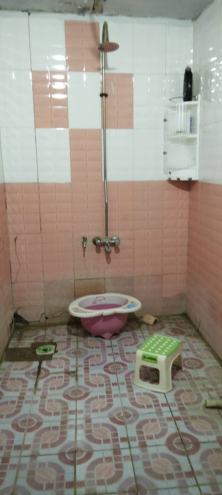 البستان • حي الصادق • ١٠٠م