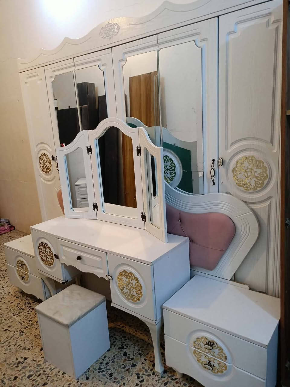 للحجز والاستفسار واتس ***********
