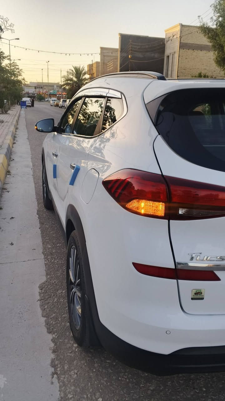 توسان خليجي 19 للبيع
فول مواصفات ،،الكاصد،،

محرك 2000 كفالة 

كير ،، تبريد ،، حدادية ،، كفالة

تخم تاير

تبريد قطعتين 

تبريد جكمجة

حساسات

كاميرا أمامية بلادية

كاميرا خلفية

مقاعد جلد 

مقاعد امامية كهرباء 

بانوراما 

مري شفط

لايت خمس عدسات زنون

سيارة جدا نظيفة 

ماشية 142

السيارة بأسمي وسنوية ل 2030

بيها صبغ نتيجة ضرر خارجي لا مكلوبة ولا مجفية وكل شي بسعره

السعر  154 وبيه مجال 

السيارة في كربلاء 

***********
