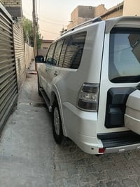 بيع ومراوس باجيرو موديل 2010 حبتور محرك 6سلندر 3500 كير محرك على وضع ا...