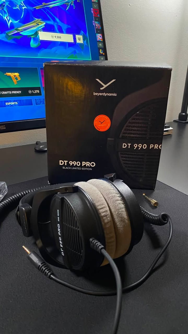 للبيع ( dt 990 pro black edition )استخدام فقط ( يومين ٢ )
رقمي ***********
