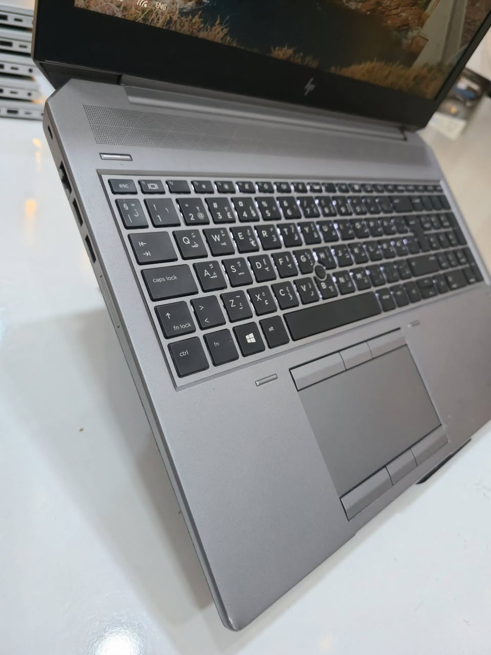 HP ZBook 15 G6 – Mobile Workstation 
المعالج: Intel Core i7-9750H – الجيل التاسع
 12 خيط معالجة – أداء قوي للبرامج الثقيلة وتعدد المهام
 كرت الشاشة: NVIDIA Quadro T1000 – 4GB GDDR5
 الرام: 16GB RAM
 التخزين: 512 SSD
 الشاشة: 15.6 إنج FHD 
 البطارية: 90 واط

 مناسب جداً لـ:  AutoCAD وSolidWorks
 الهندسة والتصميم ثلاثي الأبعاد
 Photoshop وPremiere
 برامج المونتاج والجرافيك
 الأعمال المكتبية والدراسة
 والالعاب 

 ZBook = فئة Workstation احترافية مصممة للأعمال الهندسية والتصميمية والأداء المستقر.

عنواني بغداد موجود توصيل 
***********
