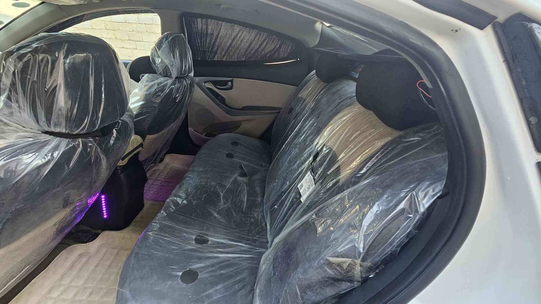 ***********
انتره GLSخليجي سبورت الرياضي لي مايتحصل 
 موديل 14  محرك 2000 دوش
كير 6 نمر
مكانه بصره جزيره 
مكلف بنشره 
سياره مفوله الاخير
