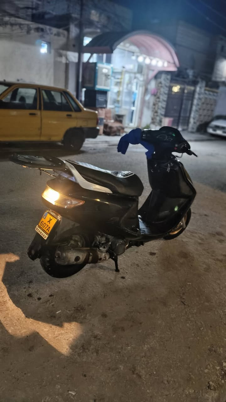 سلام عليكم فراشه فحل كفاله عامه
دراجه صارلها 4اشهر من نزلتها محركها برغي ما مفتوح
كفاله عامه المكان نجف السعر 600وبيها مجال حك الجيه وهذا رقمي ***********

نص مكتوب في الصور:
- كحيله