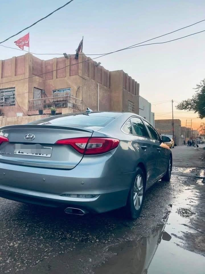 سوناتا ٢٠١٧ امريكي حادثها قطعتين ونص. 
 فول السعر ١٢٢وبيها مجال مكينه GDi السياره نضيفه ما بيها اي نقص رقم اربيل تحويل او وكاله مكانها حله.  
اتصال او واتساب ***********
