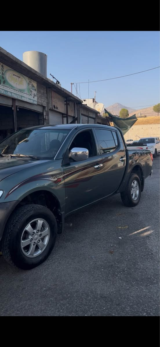 قەزافی گاز ٢٠٠٩💣
یەک پارجەی سبوخە 
مەکینە بیلاد سوپەرو ئینجکتەرە 
رەقەم هەولئر 
گئر مەکینە تەحویل خرامە بەشەرگ 
سحرو تەفاسیلی کاملی سیارە ***********
*********** سوران, أربيل

