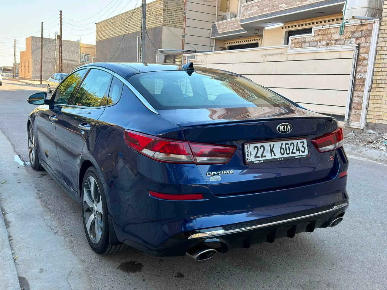 سلام عليكم اخوان الي يدور نظيف هذا النظيف كيا اوبتيما 2019 فئة s فول مواصفات نظيفه وجاهزه وبدون اي نقص ضررها بسيط مصلحة على كد الي تشوفه بصور الضرر وبدون اي تبديل ليبل واحد السياره محرك كير مكفولات من التبخير والتنقيص جدد ومعتني بيها السياره من ارقى انواع الزيوت للمحرك من بانزين محسن ادامة عليها على منظومة البانزين تخم تاير جديد بيها نكسن كوري صدر أماميّ خلفي جديد رقم اربيل بأسمي فقط تحويل وبأي يوم اني حاضر ماشيه 75 الف ميل عنوان السياره بغداد الدوره او اليوسفيه القصر الاوسط كل التفاصيل مذكوره وبالنسبة لسعرها راسلني خاص او دزلي واتساب واني حاضر على الرقم ***********
