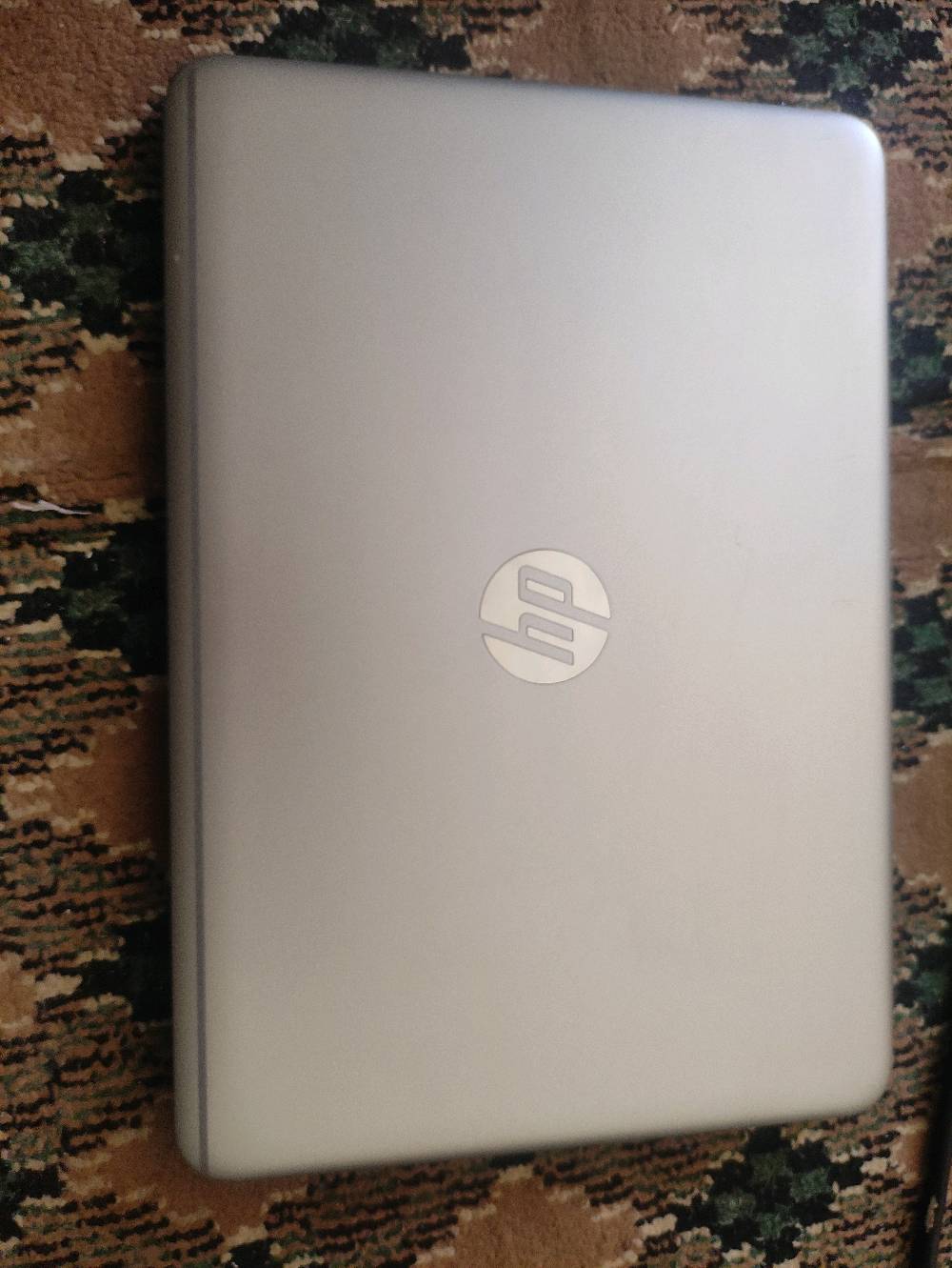Device name: EliteBook Folio 1040 G3
Processor  Intel(R) Core(TM) i5-6300U CPU @ 2.40GHz   2.50 GHz
Installed RAM  16.0 GB
System type  64-bit operating system, x64-based processor
Pen and touch  Touch support with 10 touch points(شاشه لمس)
__________
                                                      كارت الشاشه VC SHARE
14.1 LED TOUCH
OS DOS-NO CD
Version  21H2
SSD. 256G قابل للزياده
Gen 6 جيل سادس
__________
مستعمل فقط دراسه ملحقاته وياه 
مكاني بابل مركز/سعره 350 الف