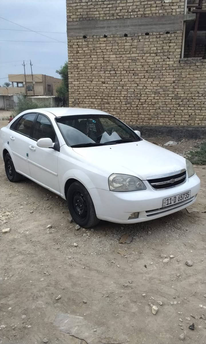 سلام عليكم اوبتره موديل ٢٠١١ سياره كلش نضيفه ربع متخسر عليهه مكينه كير شواصي حداديه خلفيه أو اماميه كلهه جديده بيهه بس باب السائق أبدل بدون دواخل شرط سنويه جديده تبريد ثلج سنويه جديده بسمي تحويل مباشر رقم الموبايل *********** السعر ٧٥
