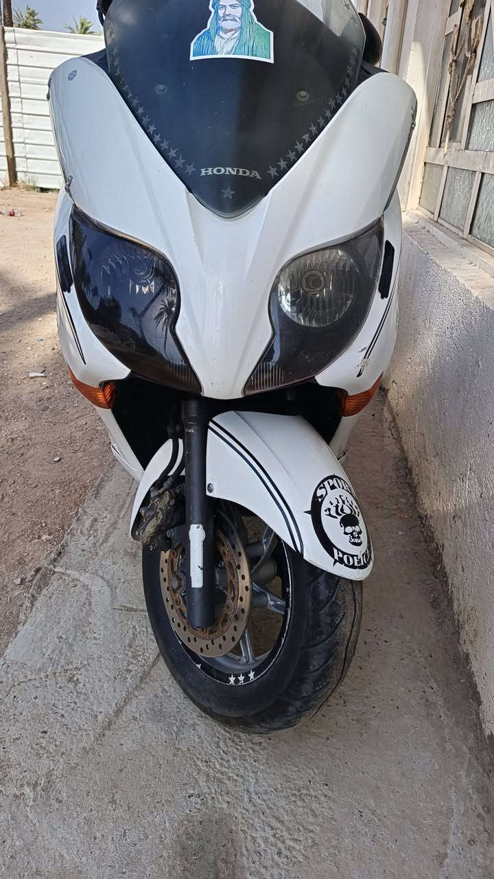 السلام عليكم للبيع فورزا 010 S7 المكينه البيضه دراجه مكفوله كير ومحرك برغي ممفتوح بيها لون ابيض صدفي
موصفاتها معروفه سبورت وكير اوتو وكير عادي +s7
تايرات جدد  وقبل كم يوم تم ادامة الجويتر ولكلجات تنضيف تام كهربائيات كلها شغاله مكان الدراجه الديوانيه قضاء الشامية السعر مليون وربع مستعجل على بيعتها  للتواصل اتصل ***********
السلام عليكم للبيع فورزا 010 S7 المكينه البيضه دراجه مكفوله كير ومحرك برغي ممفتوح بيها لون ابيض صدفي
