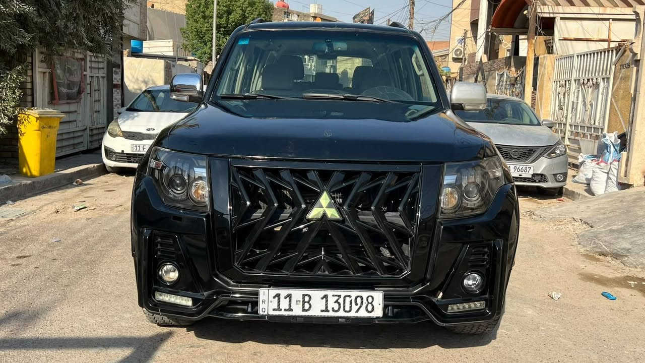 سلام عليكم سيارة باجيرو موديل 2008سيارة جاهزة اي نقص مابيها بيع او مراوس حسب القناعه مكاني بغداد البياع سعر 95وبيها مجال اخوان لحد يراسلني فيس رقمي موجود بنشر بي واتساب رقم الهاتف ***********
