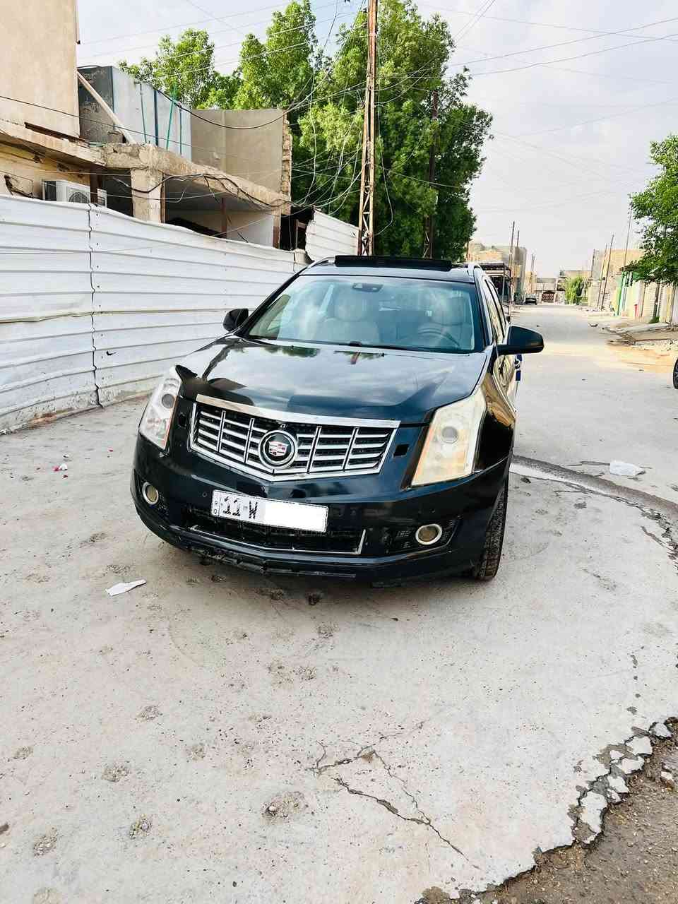 السلام عليكم كديلاك موديل 2013 فول اعلى فئه واحده على واحد 
خليجيه 
رقم بغداد انكليزي هزه وسنويه ورقم جدد تحويل مباشر 

شاشا كبيره 
قاصه 
ستيرا كهرباء 
تدفئة ستيرا
تحكم ستيرا اربع جهات 
بانوراما طكتين 
تبريد قطعتين دكم لمس 
شاشات خلفيه شغالات 
5 بصمات مال بوب وجنطه شغالات بشرط 
جنطيه كهرباء ⚡️ 
تشغيل عن بعد 
كشنات جلد 
كشنات كهرباء 
هيتر كشنات 
تبريد كشنات 
خزن ميموري كشنات 
شاشة 📺 اعطال 
وحساس تاير 
مكينه 3600 
مانع تزحلق 🎿 
اناره داخليه اليدي 
تخم  تاير 
ويل كب 
ماشيه 160 الف 
دبل كير عادي واوتماتيك 
بيهه حادث جاملغ امامي 
والبنيد مصبوغات 
نقصها الكمبريسر وموجود عندي وشغلات بسيطه 
للبيع او مراوس شعندك نزل 
مكاني بغداد وهذا رقمي للاستفسار *********** ابو طه
