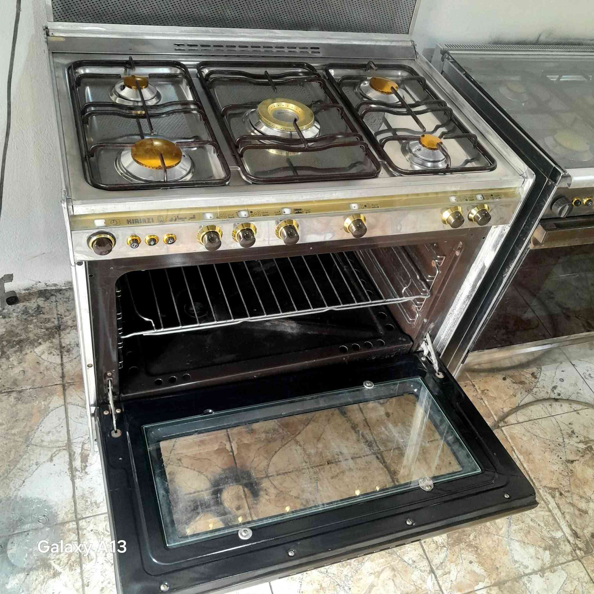 يالله طباخ كريازي استيل باب اول كوله شغال وعلى الفحص العنوان حي النداء شارع المكاتب وتساب مازنجر موجود ***********
