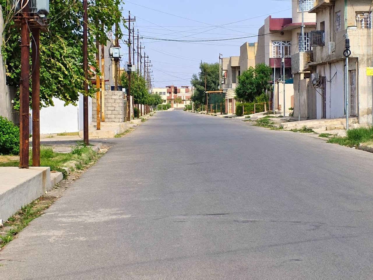 دار للبيع في حي التحرير مساحة 200م 
طابق واحد 3غرف نوم وهول واستقبال ومطبخ ومشتملات وكراج كبير السعر 117 قابل للتفاوض 

━━━━━━━━━━━━━━━━━━━━

🏡 تابعوا الصفحه لرؤيه المزيد من العروض العقارية 🏡

🔸 نستقبل عروض وطلبات البيع والإيجار 

🔸 إذا كان العقار غير مناسب لكم أو لإمكانياتكم، راسلونا
📌 لدينا عروض وخيارات أخرى للبيع والإيجار

━━━━━━━━━━━━━━━━━━━━
📞 للاستفسار والتواصل

📱 ***********
واتساب / اتصال

📱 ***********
واتساب / اتصال

━━━━━━━━━━━━━━━━━━━━
🏢 مكتب برج الساعة للعقار
🔑 ثقتكم أساس نجاحنا
━━━━━━━━━━━━━━━━━━━━
