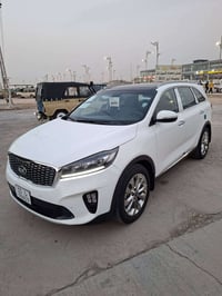 كيا سورنتو للبيع موديل 20 فوول مواصفات مكينه 6 رقم بغداد تحويل ماشيه 1...