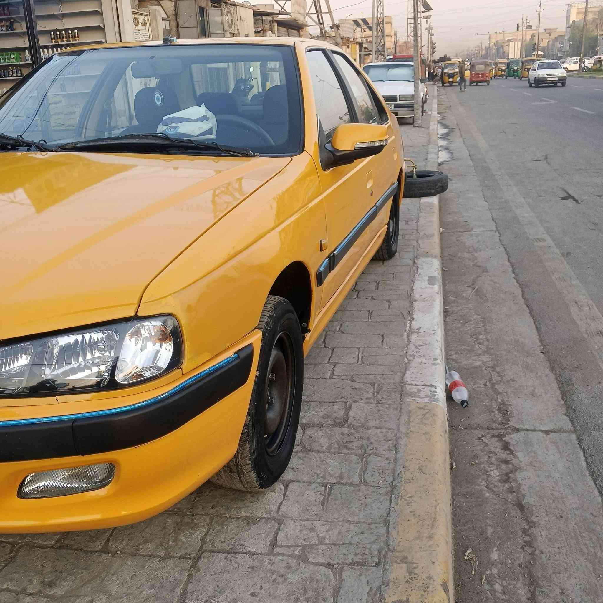 بيجو بارص موديل 2018 رقم بغداد الإنكليزي جديد بسمي
مصفره هيئه وغرامات قبل 3 ايام مصفرهه تحويل ثاني يوم 
كير ومحرك وتبريد كفاله✅
صدر امامي خلفي✅
السياره بيهه بنيد وشويه من الجاملغ صبغ فقط بدون دواخل
مكان السياره بغداد حي اور 
السعر 48 وبيهه مجال اتصل وتدلل دلال
للاتصال ***********
