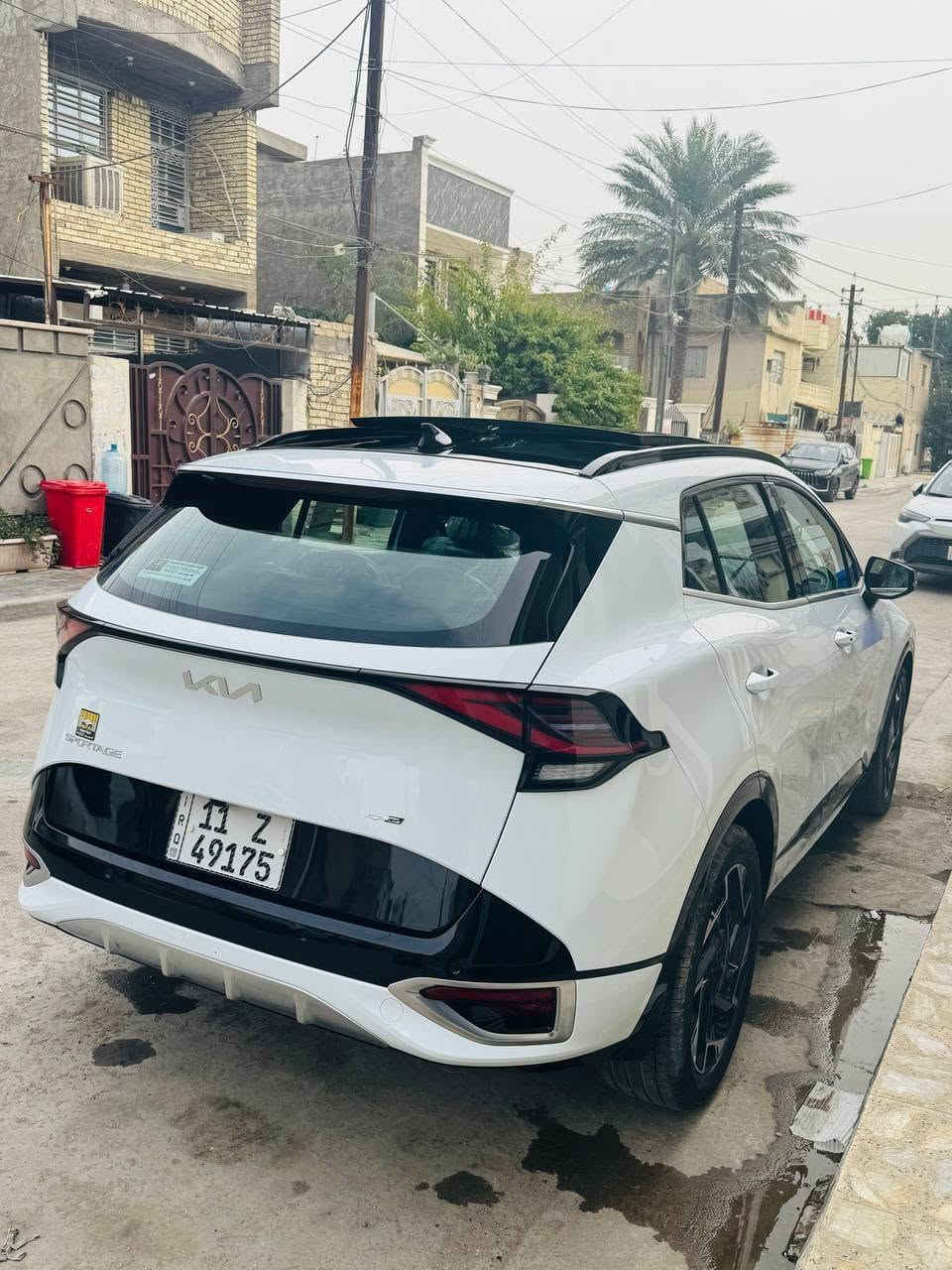 سبورتج  GT LINE
2025
(جيتي لاين )فول 1/1
 زيرو زيرو زيرو ماشيه 14 ونص

- وارد خليجي 
‏‎ - بانوراما 
- بصمتين
‏‎ - سعة المحرك 2.0L
-‏‎ مرتبط بناقل حركة أوتو 6 نمر
‏‎ - عدد AIR BAG6
‏‎ - حساسات أمامية 
‏‎ - حساسات خلفية
‏‎ - لايت زينون + LED
‏‎ - كشافات 
‏‎ - بك لايت LED
‏‎ - ويل كب 19
‏‎ - قبضات أبواب من الألمنيوم
-‏‎ اريل نفكيشن
-‏‎ تشغيل عن بعد 
‏‎ -فتح الصندوق كهرباء ذكي 
‏-‎ دشبول شاشة 
‏‎ - شاشة ابل كار بلي واندرويد اتو
‏‎- كاميرا دوارة
‏‎ - المقاعد جلد اسود 
‏‎ - تدفئة المقود والكشنات الأمامية 
‏‎ - مثبت السرعة Cruise 
- الأوامر الصوتية
‏‎- أوضاع القيادة  Drive Mode
‏‎ - فحص أنظمة السيارة 
‏‎ - حساسات ضغط اطارات 
‏‎ - شفتات مقود
‏‎- تبريد شاشة
‏‎ - هاند بريك بصمة 
‏‎‏- ABS 
‏‎‏ - Auto Hold    أوتو هولد
‏‎‏- ISO Fex        ايزو فكس
‏‎- نظام مانع الانزلاق
‏‎- نظام نزول المنحدرات 
‏‎- اشارة في المرايا الجانبية
‏‎- مخرج منفذ الطاقة 
‏‎‏- حساسات كامله داير السياره 
شاحن هاتف لاسلكي 
ملاحظة/ بيه رصعتي صغار مابينه
سعرها 245ورقه الاستفسار اتصال ***********

