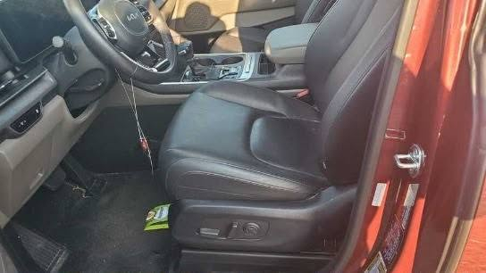 كيا كرنفال. 2025
محرك. 3500. V6.  بانزين 
مواصفات.  Ex 
فول باستثناء. فتحت السقف 
حادثه. جداً. بسيط 
بدون تبديل. اي قطعه 
جميع. الارباكات. سليمة 
رقم بغداد.   (((شهداء )))

السعر. 27000$ 
اي استفسار. الاتصال او المراسلة واتساب 
***********

نص مكتوب في الصور:
- 000-44481120 - 02/26/2026 - IAA Inc.