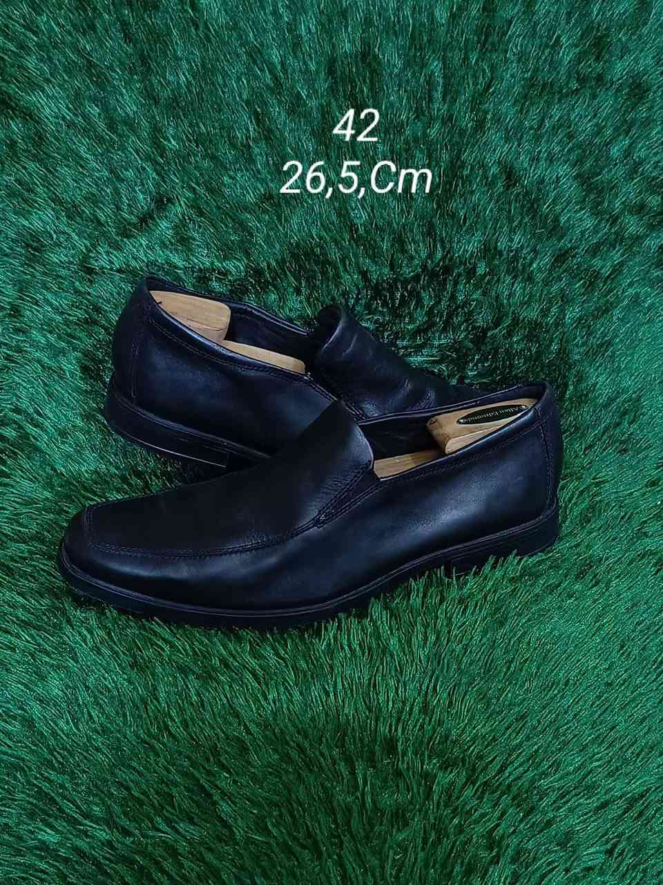 👟اورجنال باله مستخدم نظيف درجه اولى 💯 
اوربي فقط قياسات مختلفه 
الأسعار بلخاص🚛 ..يوجد توصيل 
🌷 جميع المحافظات
***********
