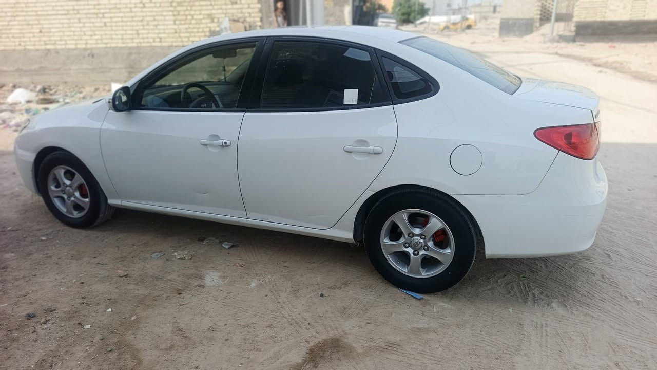 النترا مديل ٢٠١١ كفاله عامه لا ضربه ولا فتح  مكينه وكير كفاله سياره عله وضع الشركه بيهه ثلاث مكانات كرتات يعني لا ضربه ولا معجون وسونار مرفق بل منشور سياره ماشيه ١٨١ ألف بيهه منضومه غاز رقم أربيل  حته بارد مابيهه شخوط ثنين كل شخص بكبر الصبع فقط سعر ١١٣ وبيهه مجال بسيط  ***********

نص مكتوب في الصور:
- سونار الغزالي لفحص السيارات مع التقرير بارد - صبغ - تبديل - لحيم - شواصي 17/04/48 07:27:15 - admin - 100-001201 تبديل بارد خدوش صبغ جانب علوي سليم 15604 العراق اربيل _frs1_vw جانب خلفي كارتات صبغ معلومات السيارة أدخل اسم الفرع نوع المركبة النترا رقم المركبة 15604 موديل المركبة بلا لون المركبة أبيض رقم الموبايل بلا الاسم الكامل عبدالله جانب امامي خدوش جانب ايسر بارد جانب ايمن صبغ محدد وبارد 2026/9/28 خدوش وبارد شوف العين إخلاء كامل مسؤوليتنا بعد انتهاء الفحص وتسليم العجله اي قطعه بلاستيك غير مشموله بالفحص