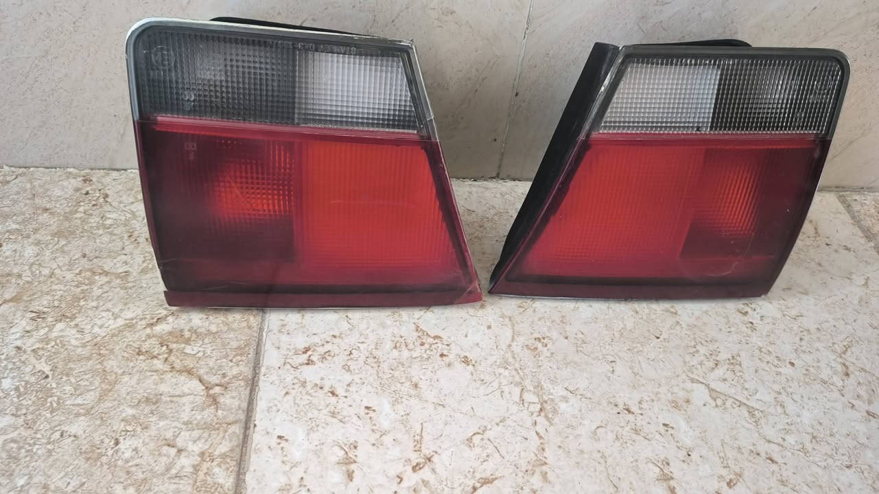 للبيع عندي خمةتوصيل كل عراق وتساب ***********
