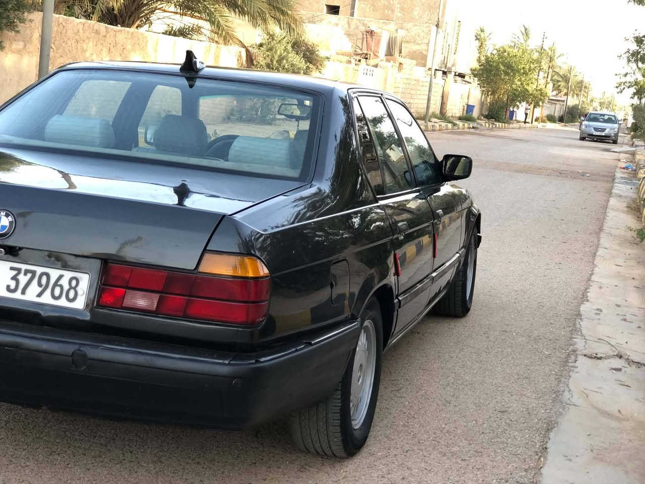 بي ام حجم 735موديل 92 رقم ادهوك دولي سياره محور كير ومحرك بطه 3000ديلكو تبريد ثلج مراوح كهربائيه سنتر لوك جام كهربائي اربع ابواب بردات خلفيه بلاد دبل فيت بم صدر خلفي امامي 100/00 شاشه تاب. السعر 45ورقه مجال قليل عنوان السياره الرمادي قظاء هيت. ***********
