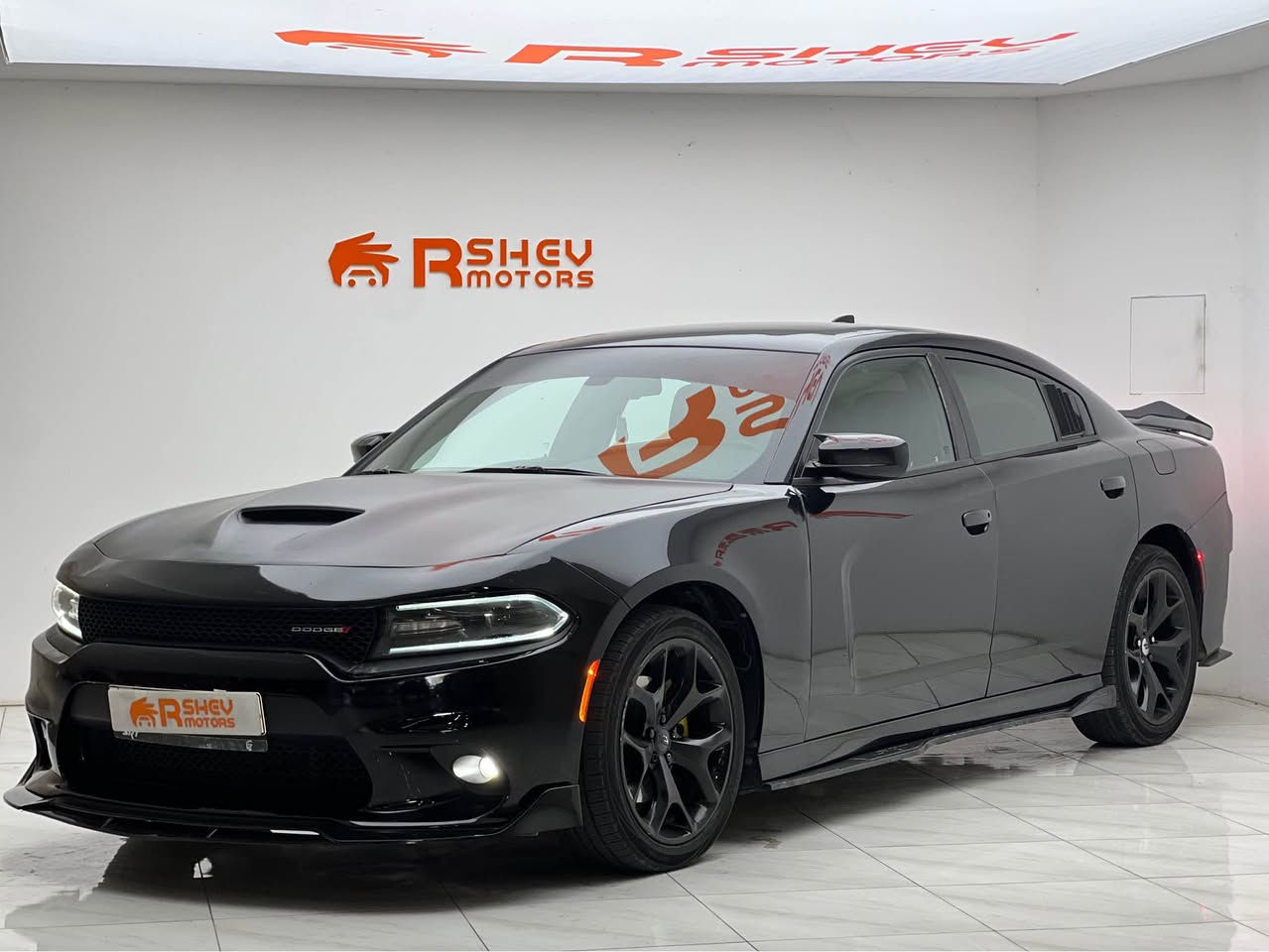 Dodge charger 2019 GT
دودج جارجير 2019

 مواصفات GT  
عليها غرامات ١١ ورقة تنزل من السعر 

مكينة 6 سلندر حجم 3.6لتر 
ضرر السيارة ثلاث قطع صبغ   

رقم الشاصي موجود ويه الصور …
وبسعرررر  ($18,000)

مكان السيارة ….

معرض ارشيف _R-shev دهوك
رقم 51 من معارض التيرمينال

***********
*********** دهوك, العراق
