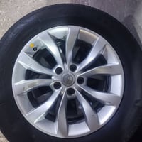 تايرات • ١٧انش • ٤حساسات