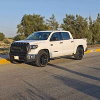 تندرا ٢٠٢١ • V8 ٥٧٠٠ • مكفول