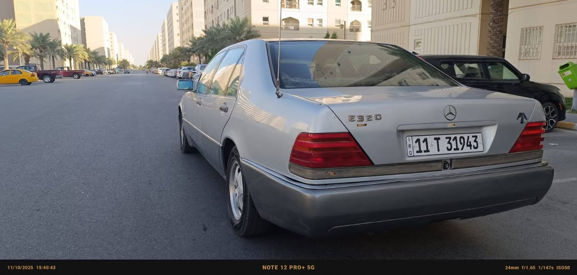 السلام عليكم 
مرسيدس شبح موديل 1993
مكينه Vvt تويوتا 
تحويل مباشر صدر ومكينه وكير وحداديه كامله السياره مكان السيارة بسمايا الرقم ***********
السعر 45 قفل
