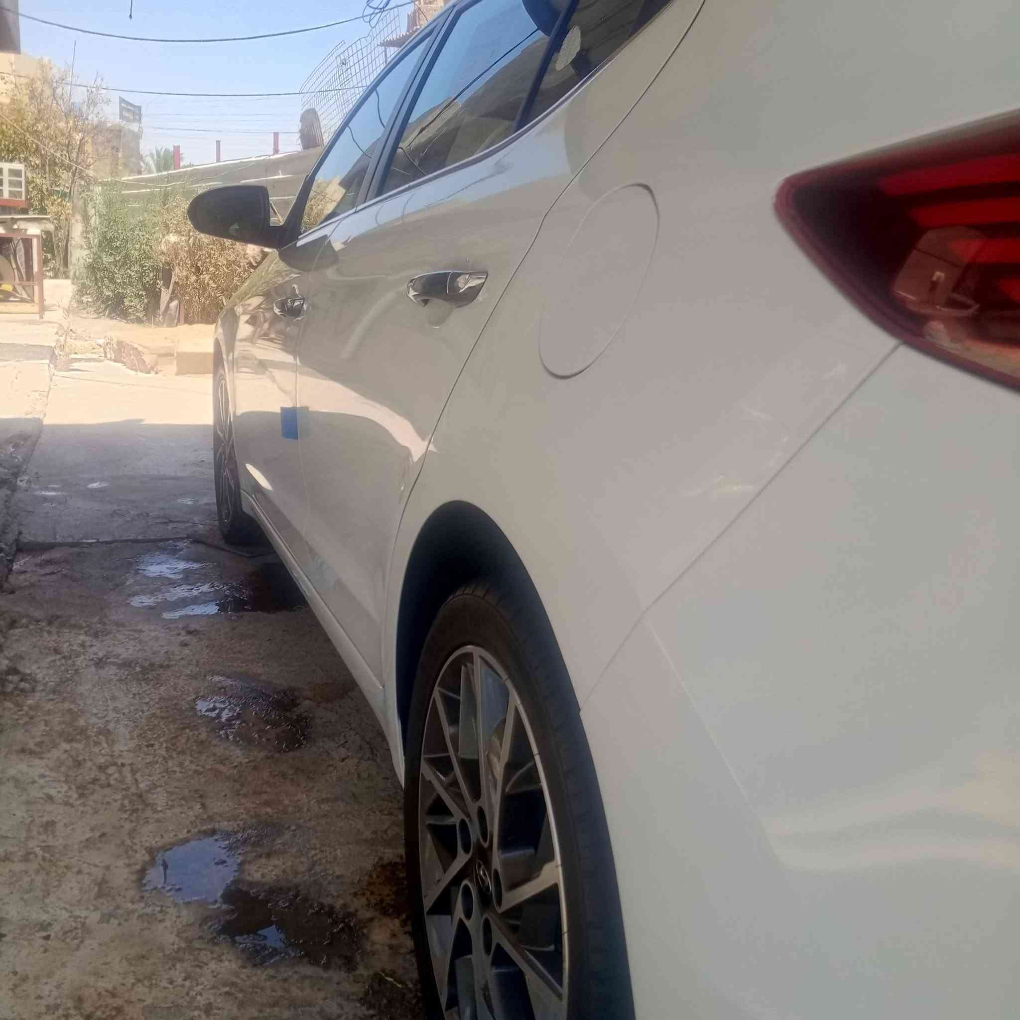 20 الكاصد فول مواصفات بسمي تحويل مباشر كفالة عدا بارد بسيط ما مبين بالجاملغ
السعر 166 بيها مجال 
عنوان بغداد ***********
