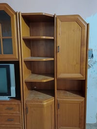 بوفيه خشب صاج 3 قطع +تلفزيون بسعر 500 الف للتواصل 07708804265