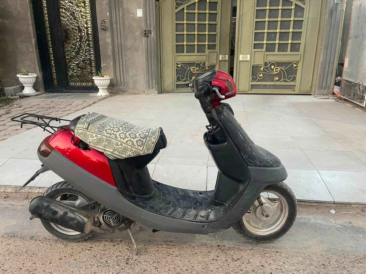 بطه للبيع السعر 225دراجه مكينتها ناعمه مامفتوحه كهربائيات كلها شغاله لايت اشاير بگ لايت بريكات كلشي شغال نقصها بس باتري وشوته المكان حي العباس عامود 27للاستفسار ***********
